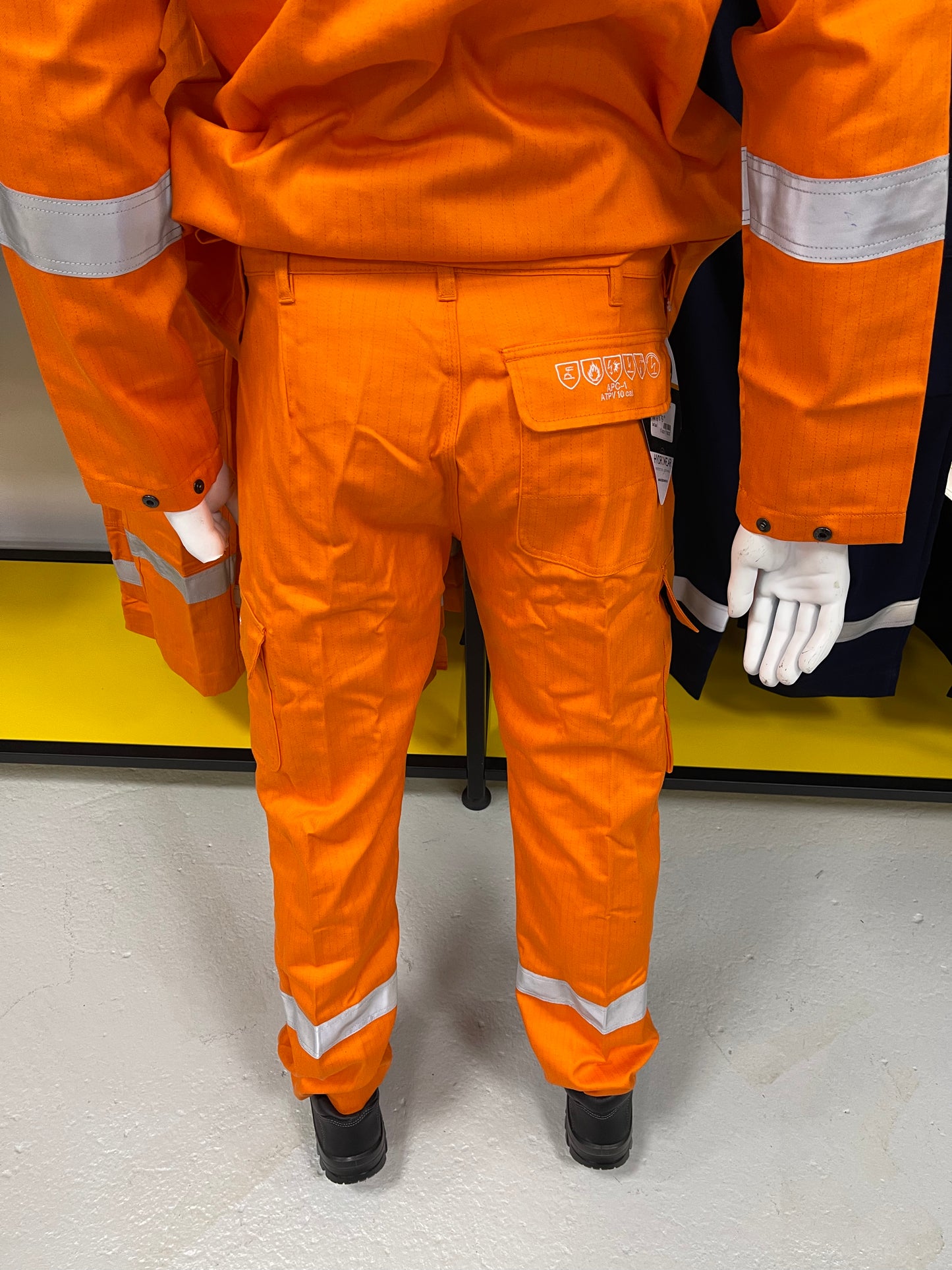 Hydrowear vlamvertragend werkbroek met kniezakken 🔥