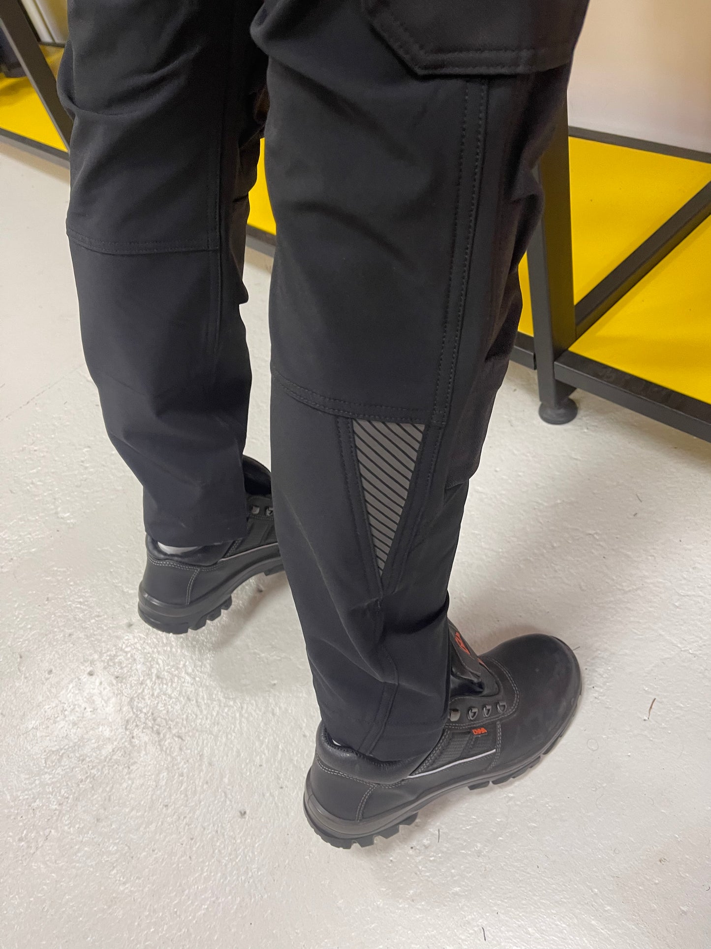 Dassy Impax 4Way SuperFlex Stretch Werkbroek Met Kniezakken Cordura Slimfit