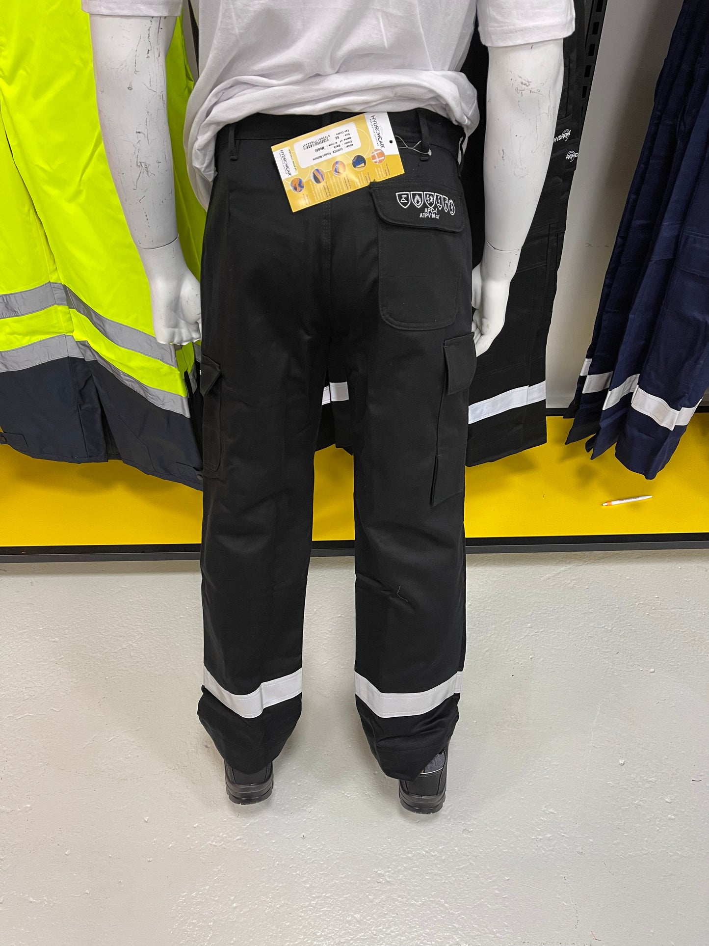 Hydrowear vlamvertragend werkbroek met kniezakken 🔥