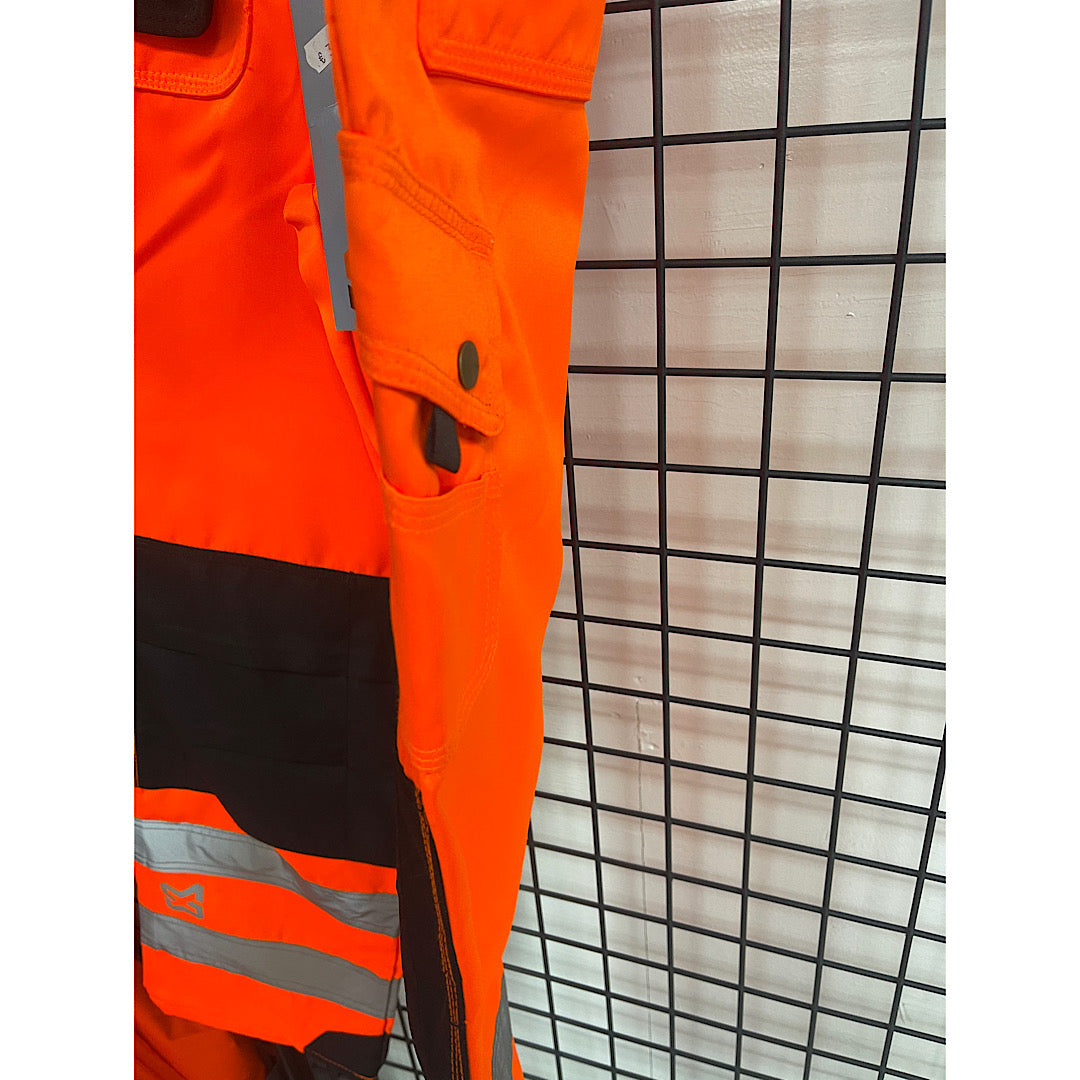 Modyf werkbroek met toolpockets en kniezakken high visibility oranje